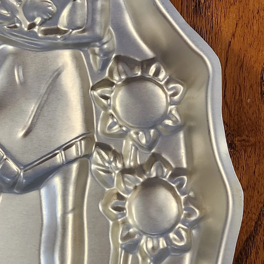 1995 Pocahontas Wilton Cake Pan Vintage 1990s Disney Birthday Cake Pan VTG - Picture 6 of 14